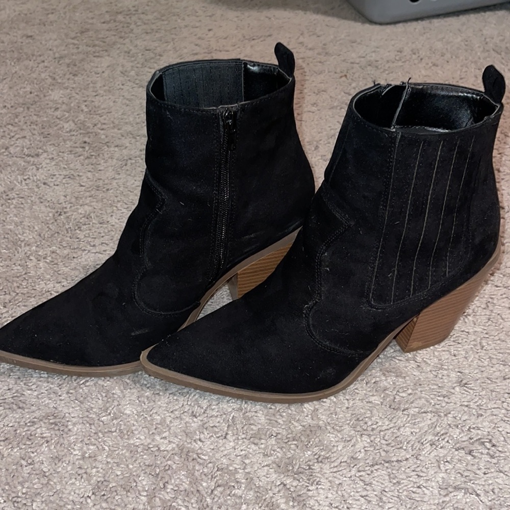 Just fab pointed toe booties - Picture 3 of 3